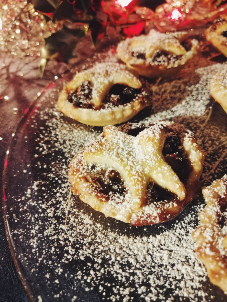mince pies nigellaeatseverything.com
