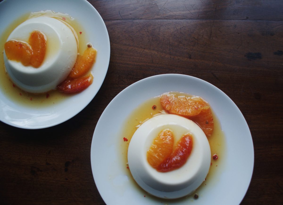 blood oranges and spiced caramel nigellaeatseverything.com