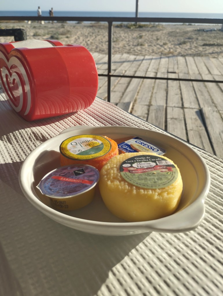 what to do in Lisbon beaches in 5 days?